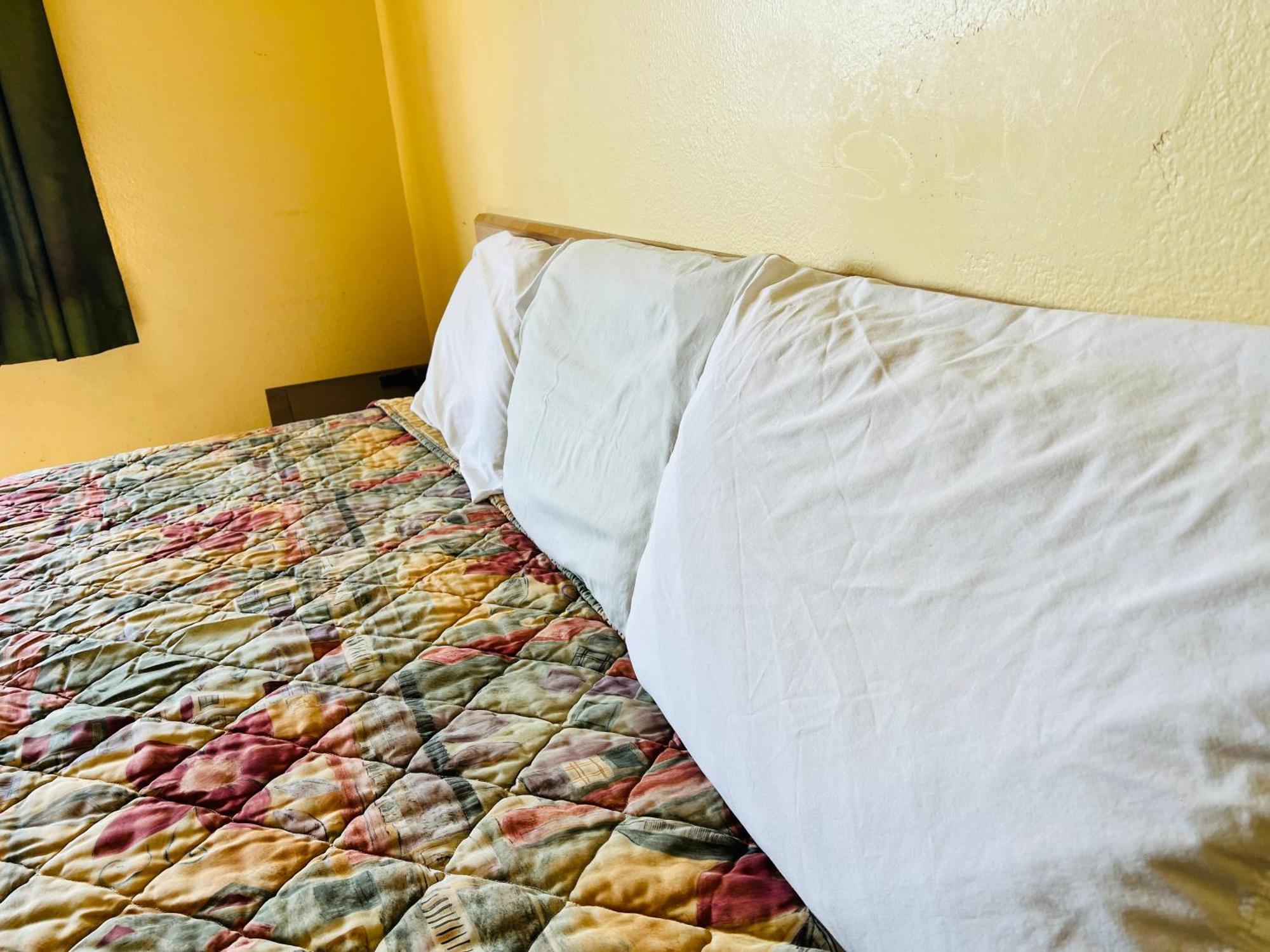 Rosewood Inn By Oyo Union City I-69 Exteriör bild